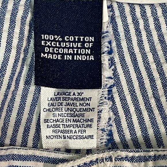 Chaps Pinstripe Shorts Men’s Size 34 White and Blue Preppy Casual - Picture 4 of 8